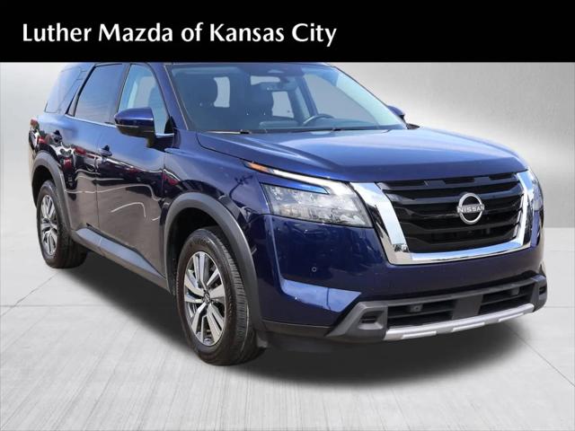 2025 Nissan Pathfinder SL 4WD for sale in Kansas City, MO