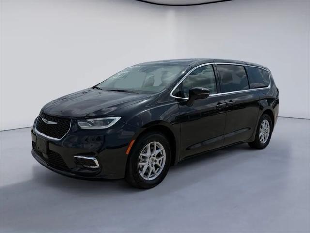 2024 Chrysler Pacifica Touring L for sale in Morristown, TN