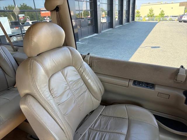 2003 GMC Safari SLE