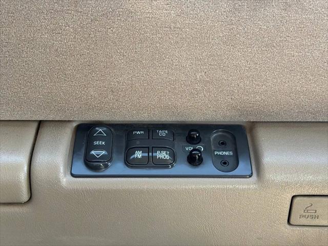 2003 GMC Safari SLE