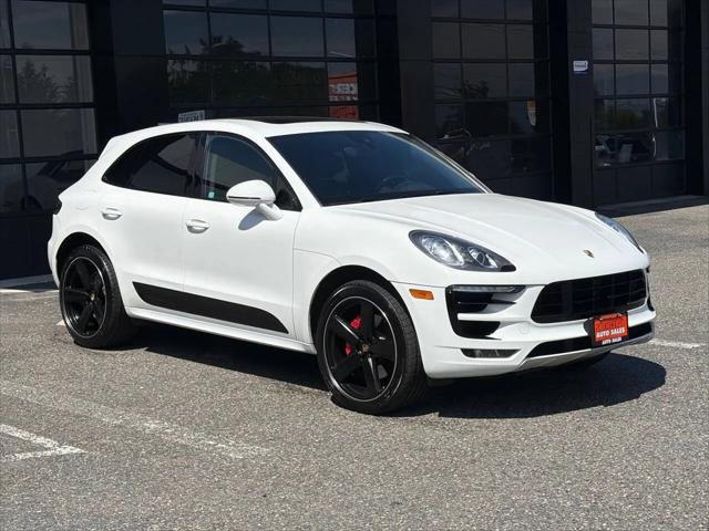 2016 Porsche Macan Turbo