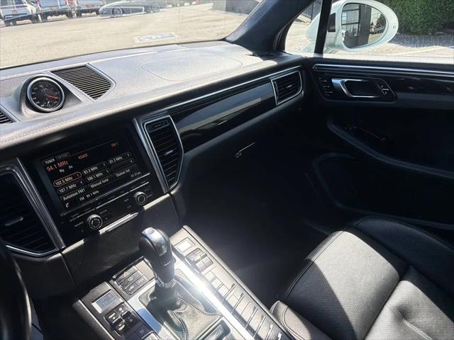 2016 Porsche Macan Turbo