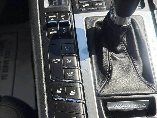 2016 Porsche Macan Turbo