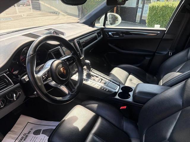 2016 Porsche Macan Turbo