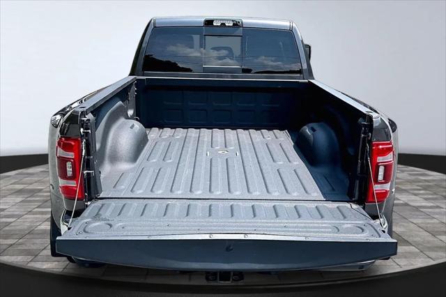 2024 Ram 3500 Laramie Mega Cab 4x4 64 Box