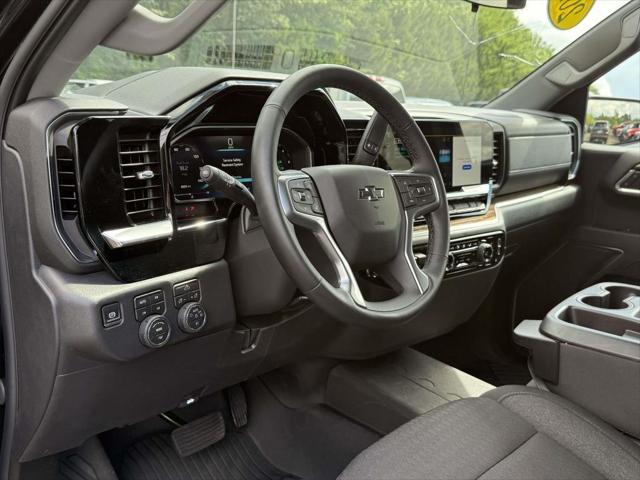 2026 Chevrolet Silverado 1500 4WD Crew Cab Short Bed RST 2026 Chevrolet Silverado 1500 4WD Crew Cab Short Bed RST