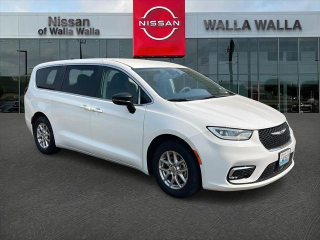 2024 Chrysler Pacifica Touring L for sale in Walla Walla, WA