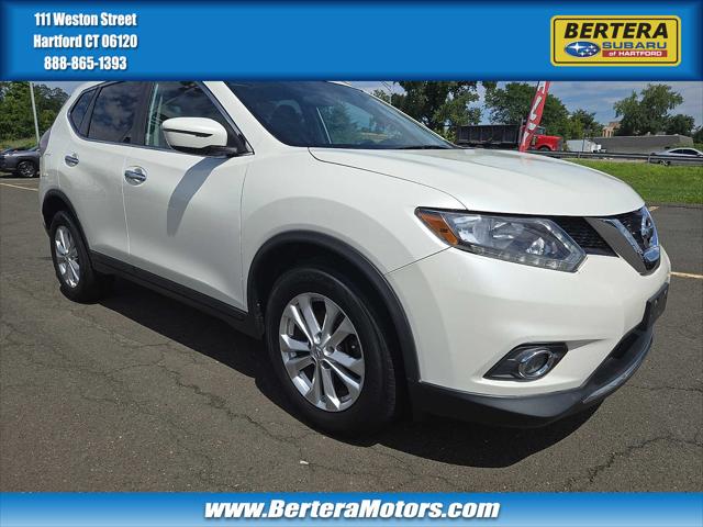 2016 Nissan Rogue SV for sale in Hartford, CT