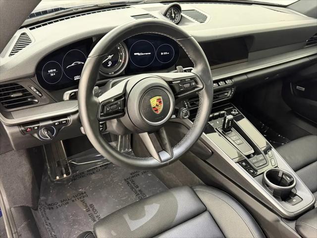 2020 Porsche 911 Carrera