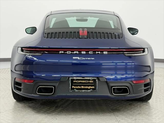 2020 Porsche 911 Carrera