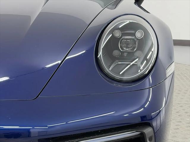 2020 Porsche 911 Carrera