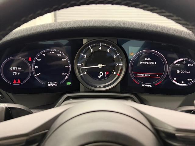 2020 Porsche 911 Carrera