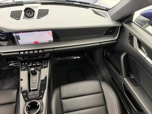 2020 Porsche 911 Carrera