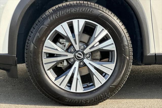 2022 Nissan Rogue SV Intelligent AWD