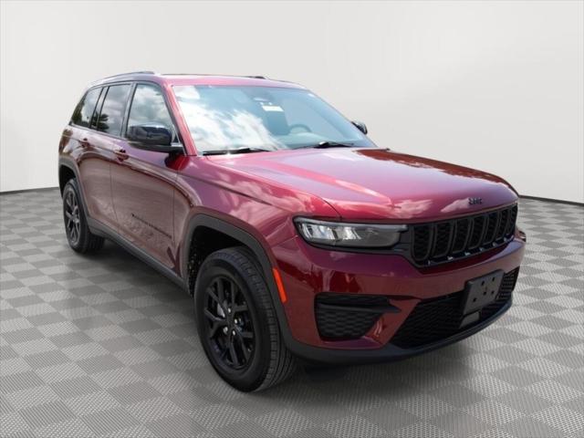 2025 Jeep Grand Cherokee Altitude 4x4 2025 Jeep Grand Cherokee Altitude 4x4