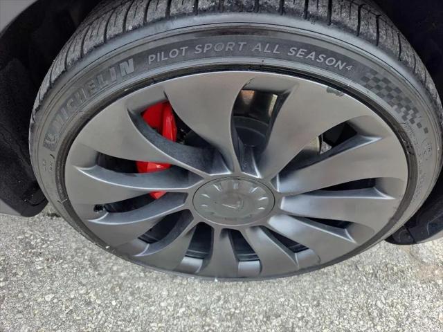 2022 Tesla Model Y Performance Dual Motor All-Wheel Drive