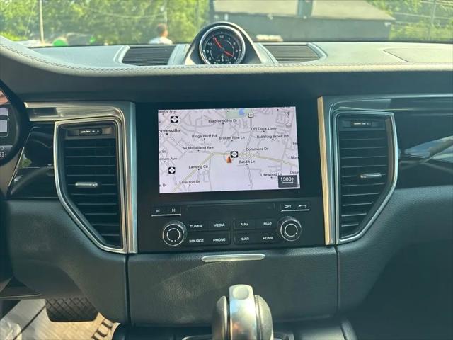 2017 Porsche Macan Turbo