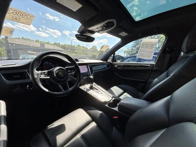 2017 Porsche Macan Turbo