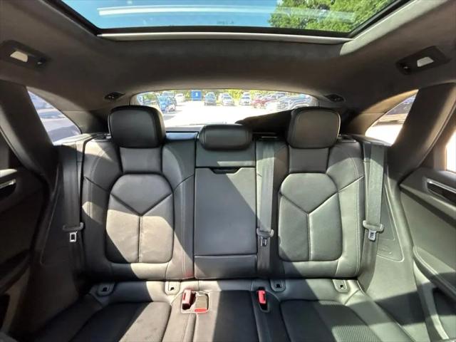 2017 Porsche Macan Turbo