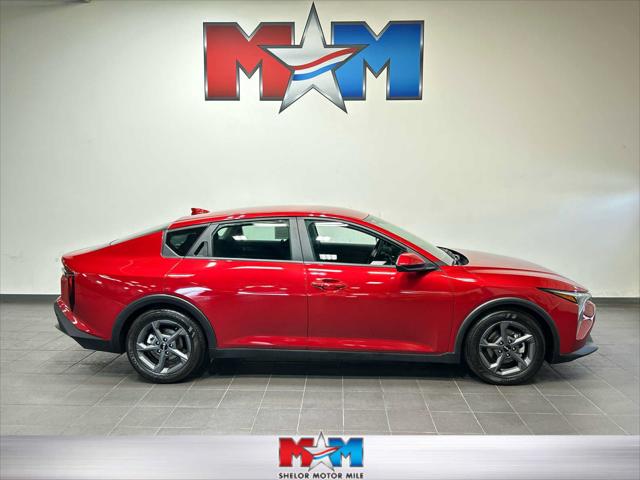 2025 Kia K4 LXS 2025 Kia K4 LXS