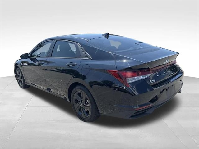 2023 Hyundai Elantra SEL 2023 Hyundai Elantra SEL