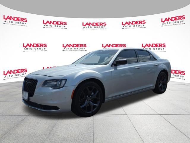 2023 Chrysler 300 Touring for sale in Southaven, MS