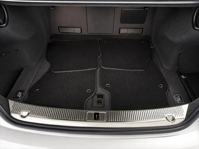 2013 Audi S8 4.0T
