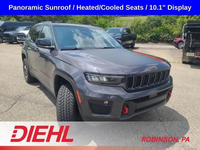 2022 Jeep Grand Cherokee Trailhawk 4x4 2022 Jeep Grand Cherokee Trailhawk 4x4