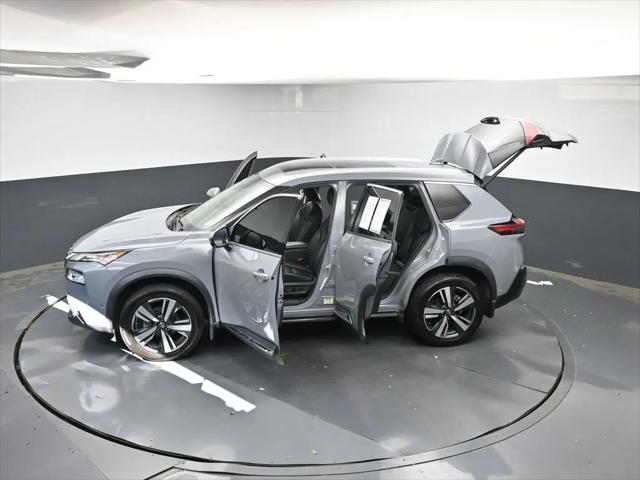 2022 Nissan Rogue SL FWD