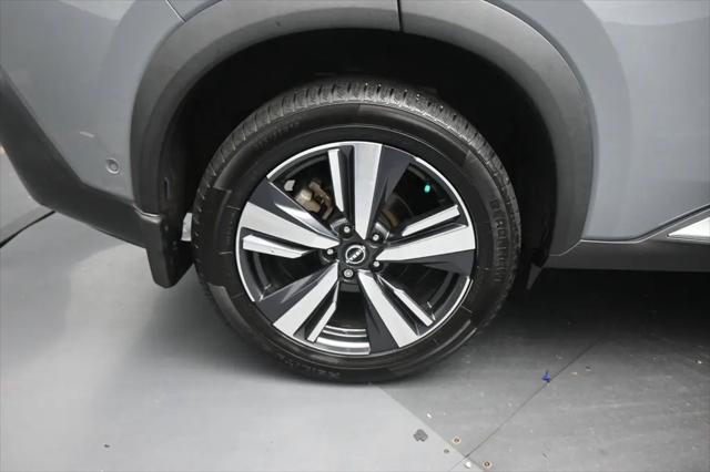 2022 Nissan Rogue SL FWD