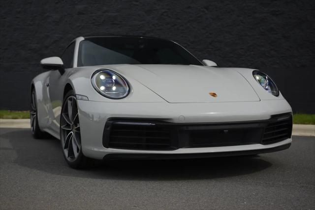 2021 Porsche 911 Carrera 4