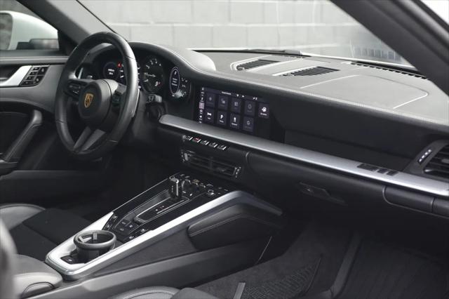 2021 Porsche 911 Carrera 4