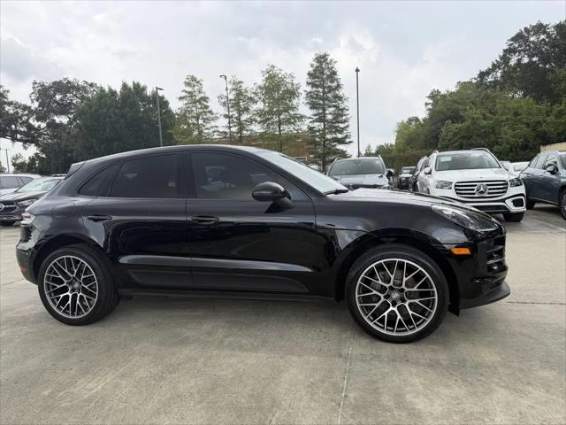 2020 Porsche Macan Macan