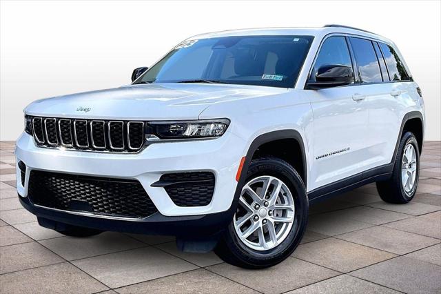 2023 Jeep Grand Cherokee Laredo 4x4 2023 Jeep Grand Cherokee Laredo 4x4