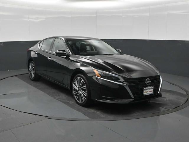 2023 Nissan Altima SL Intelligent AWD 2023 Nissan Altima SL Intelligent AWD