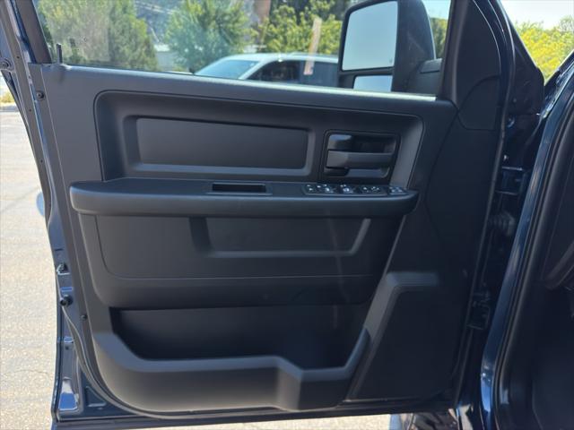 2024 Ram 2500 Tradesman Crew Cab 4x4 6'4" Box