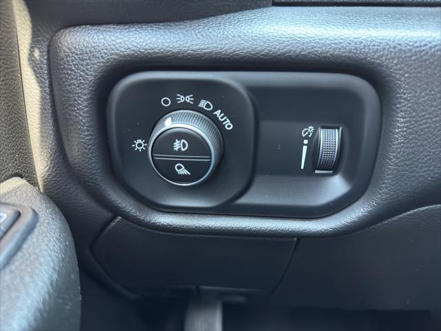 2024 Ram 2500 Tradesman Crew Cab 4x4 6'4" Box