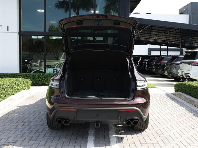 2025 Porsche Macan Macan