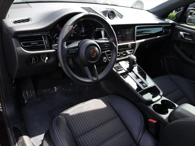 2025 Porsche Macan Macan