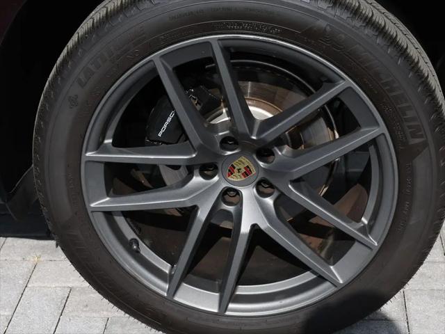 2025 Porsche Macan Macan