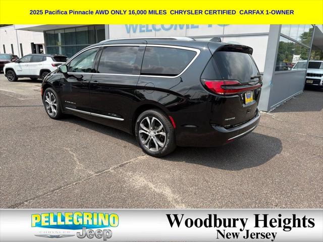 2025 Chrysler Pacifica Pinnacle AWD 2025 Chrysler Pacifica Pinnacle AWD