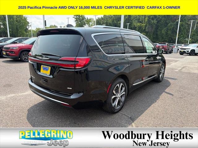 2025 Chrysler Pacifica Pinnacle AWD 2025 Chrysler Pacifica Pinnacle AWD