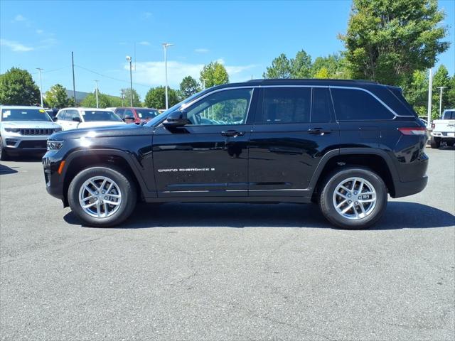 2026 Jeep Grand Cherokee GRAND CHEROKEE LAREDO X 4X4