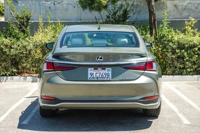 2024 Lexus ES 300h ES 300h