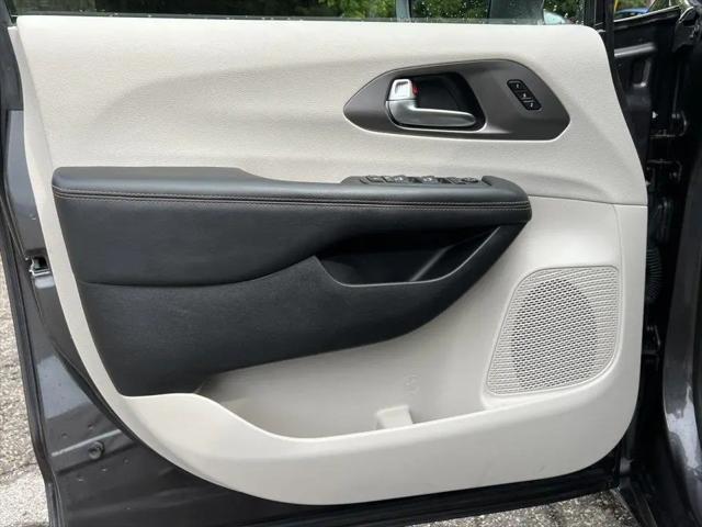 2020 Chrysler Pacifica Touring L Plus