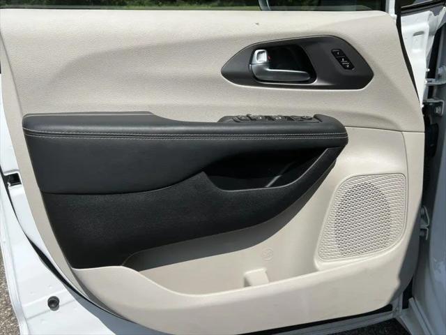2023 Chrysler Pacifica Touring L AWD