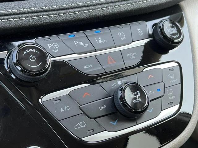 2023 Chrysler Pacifica Touring L AWD