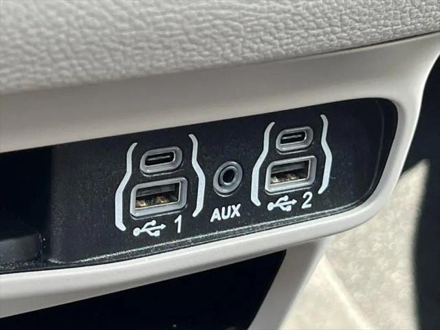 2023 Chrysler Pacifica Touring L AWD