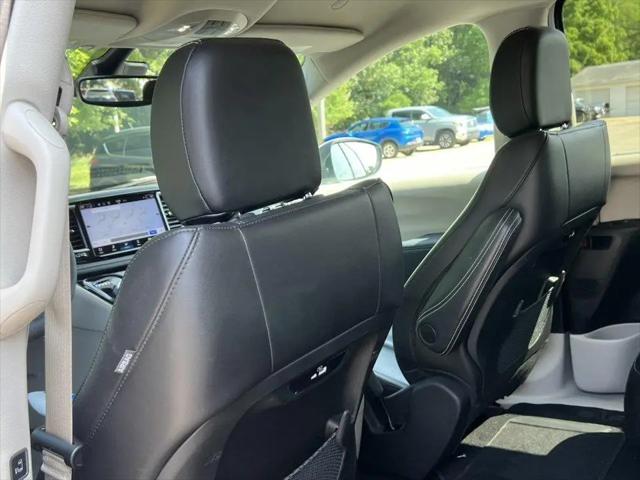 2023 Chrysler Pacifica Touring L AWD