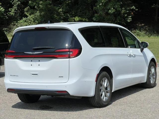 2023 Chrysler Pacifica Touring L AWD